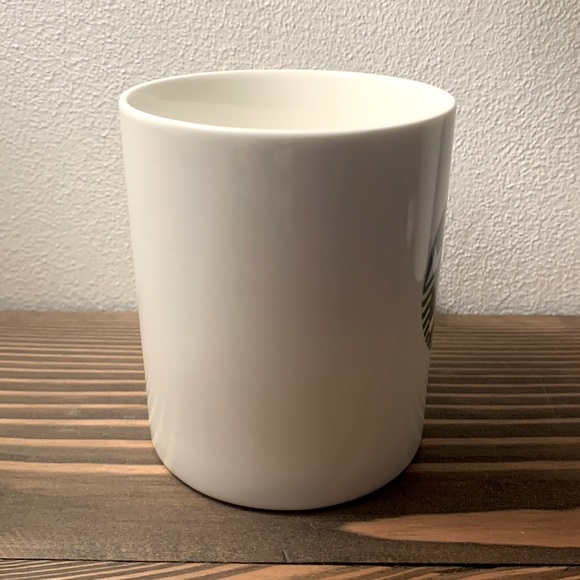 2014 Starbucks White Coffee Mug 14 fl oz., Iconic Green Mermaid Siren Logo - Picture 4 of 12